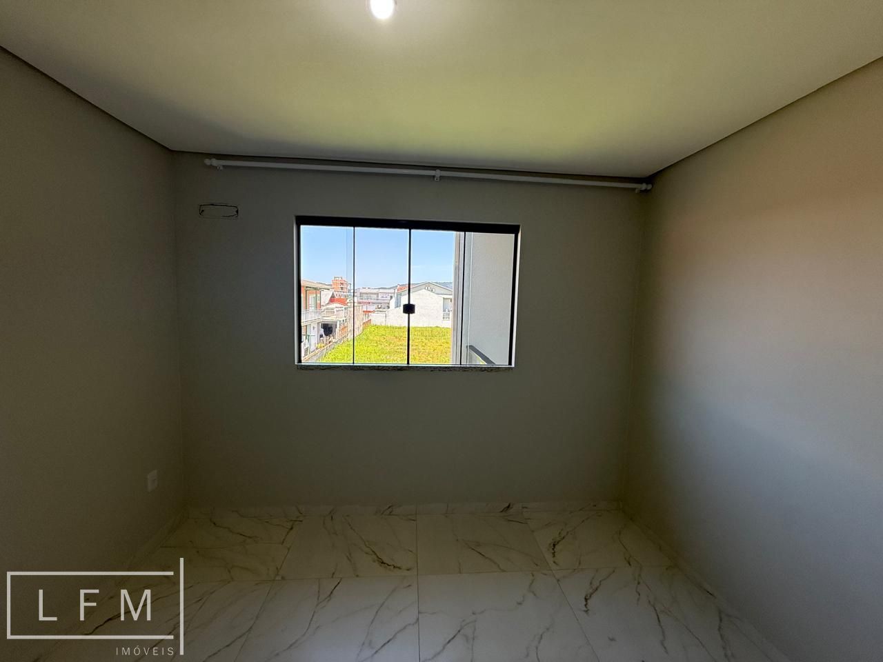 Apartamento proximo do mar em balneario picarras sc