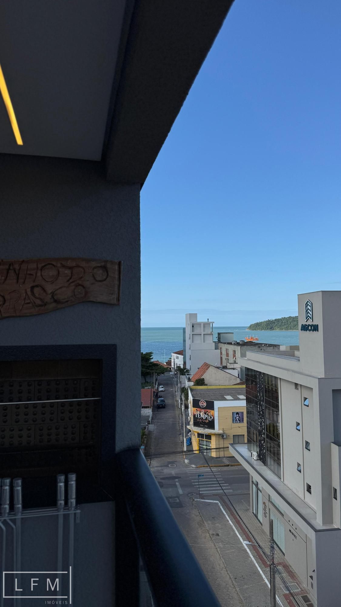 Apartamento novo no centro de balneário piçarras