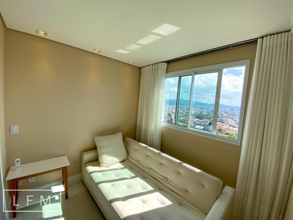 Apartamento tres suite todo mobiliado em Balneário Piçarras Sc