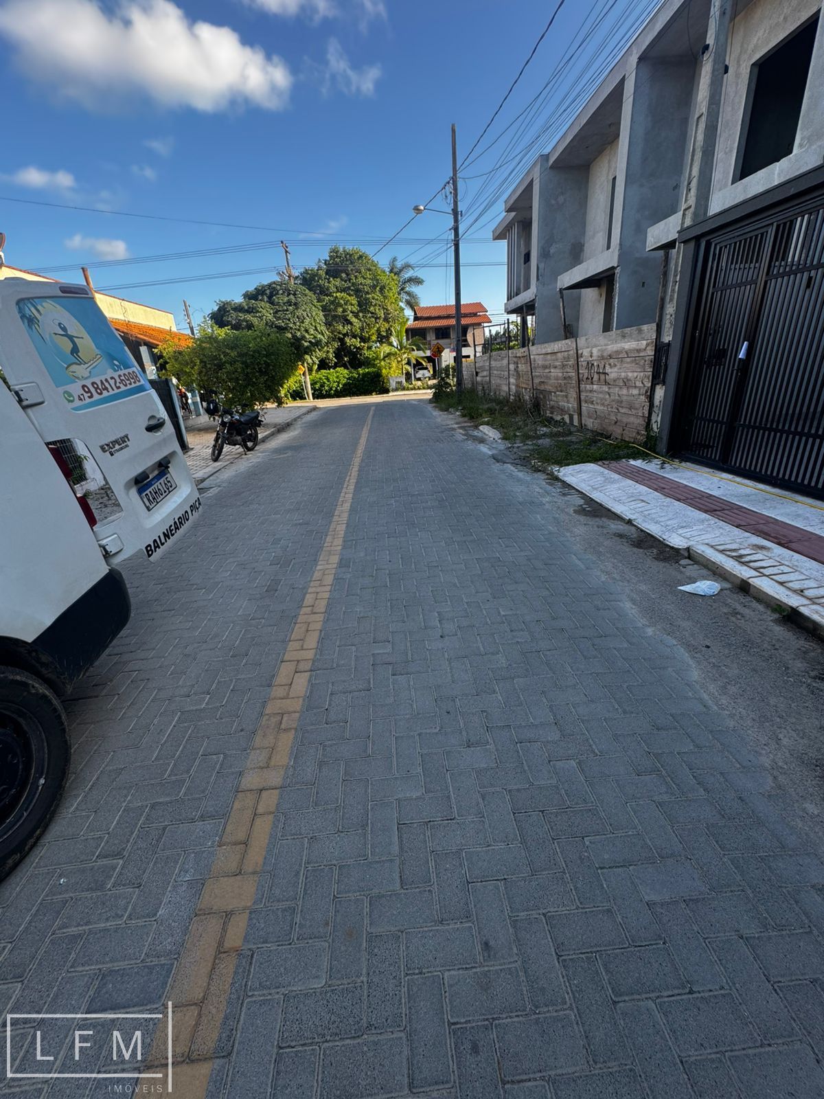 Sobrado pronto para morar alto padrão em Balneário Piçarras Sc