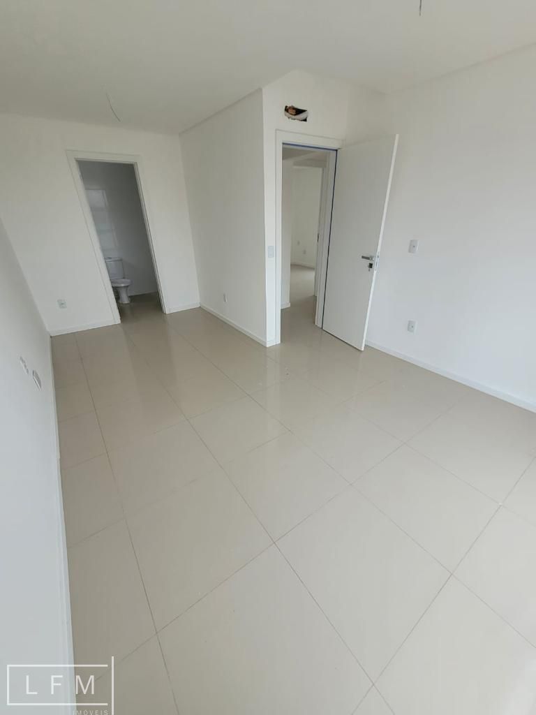 Apartamento à venda com 3 quartos, 100m² - Foto 8