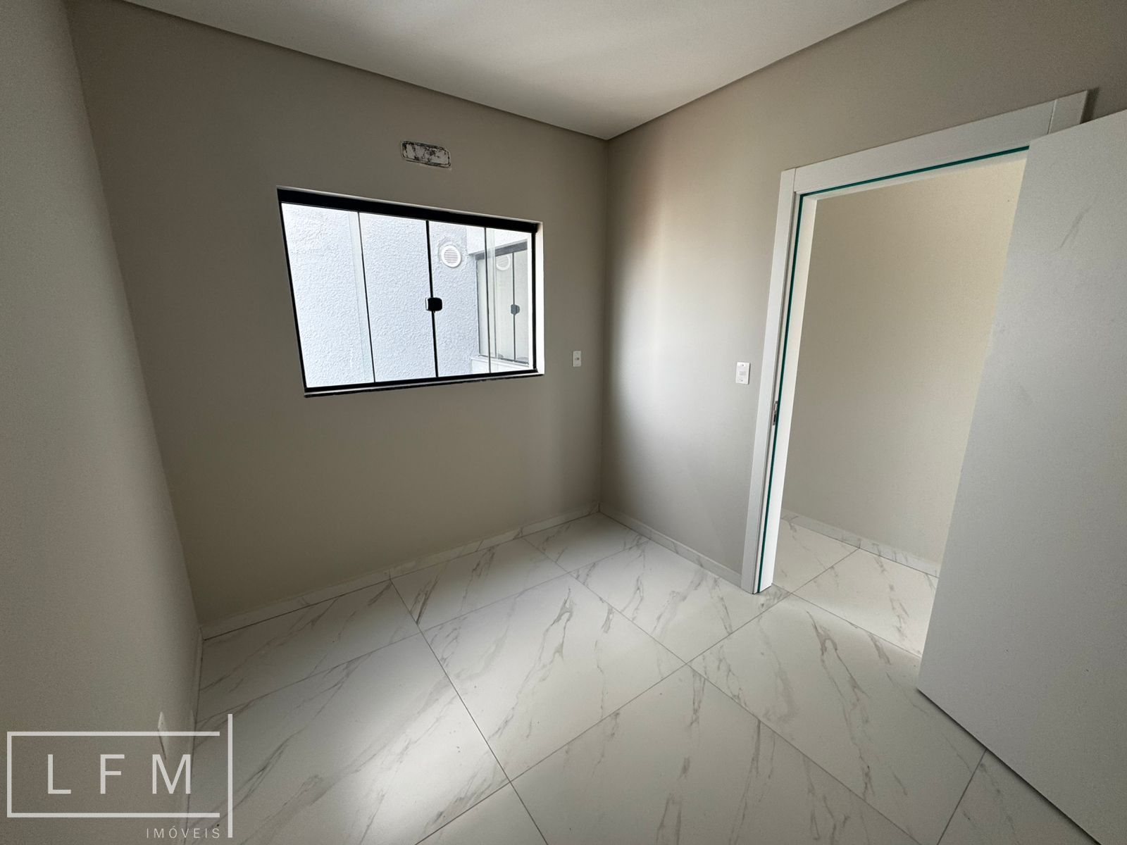 Apartamento perto da praia em barra velha sc