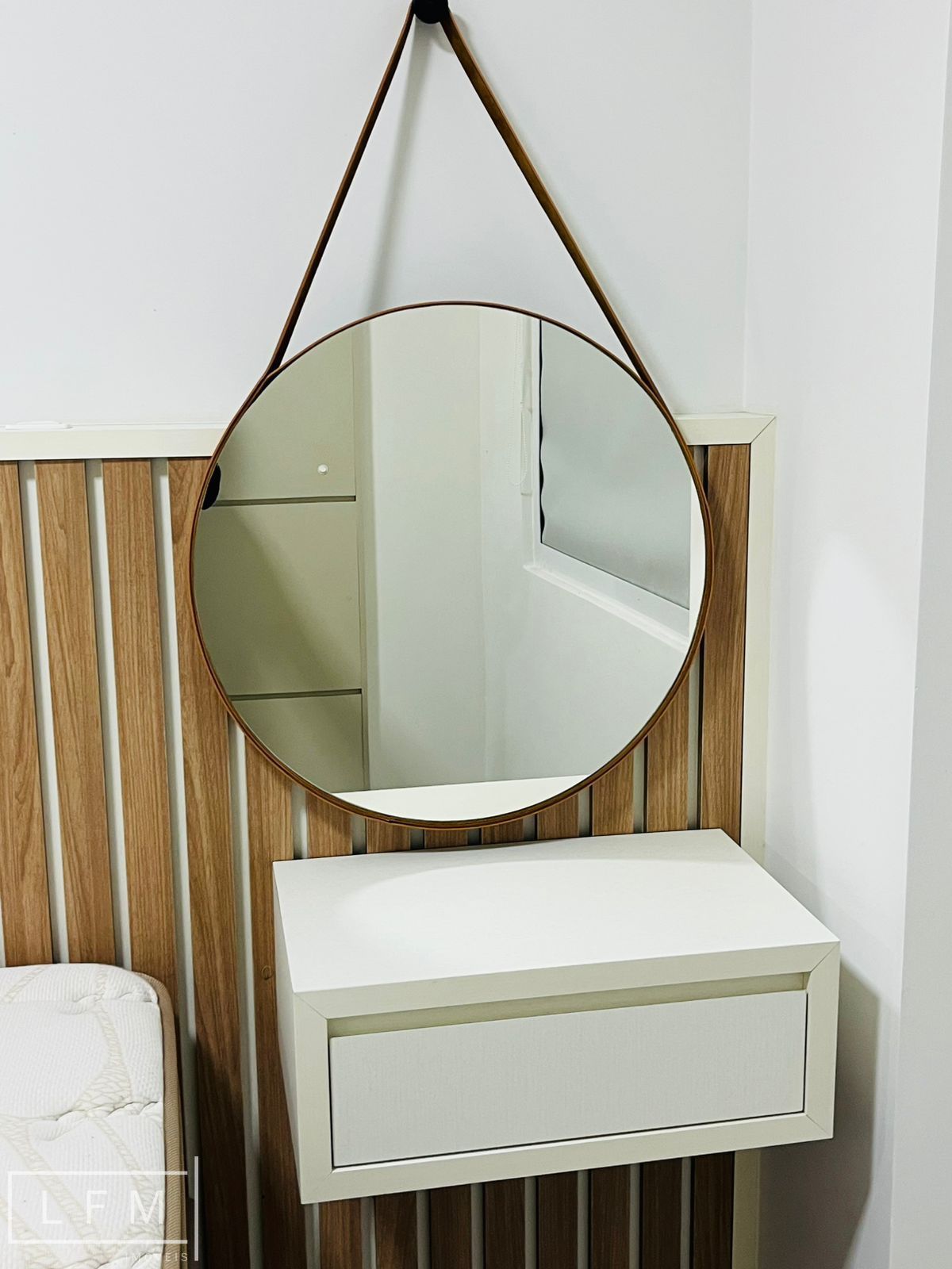 Apartamento finamente mobiliado em proximo do mar em Balneario Picarras Sc