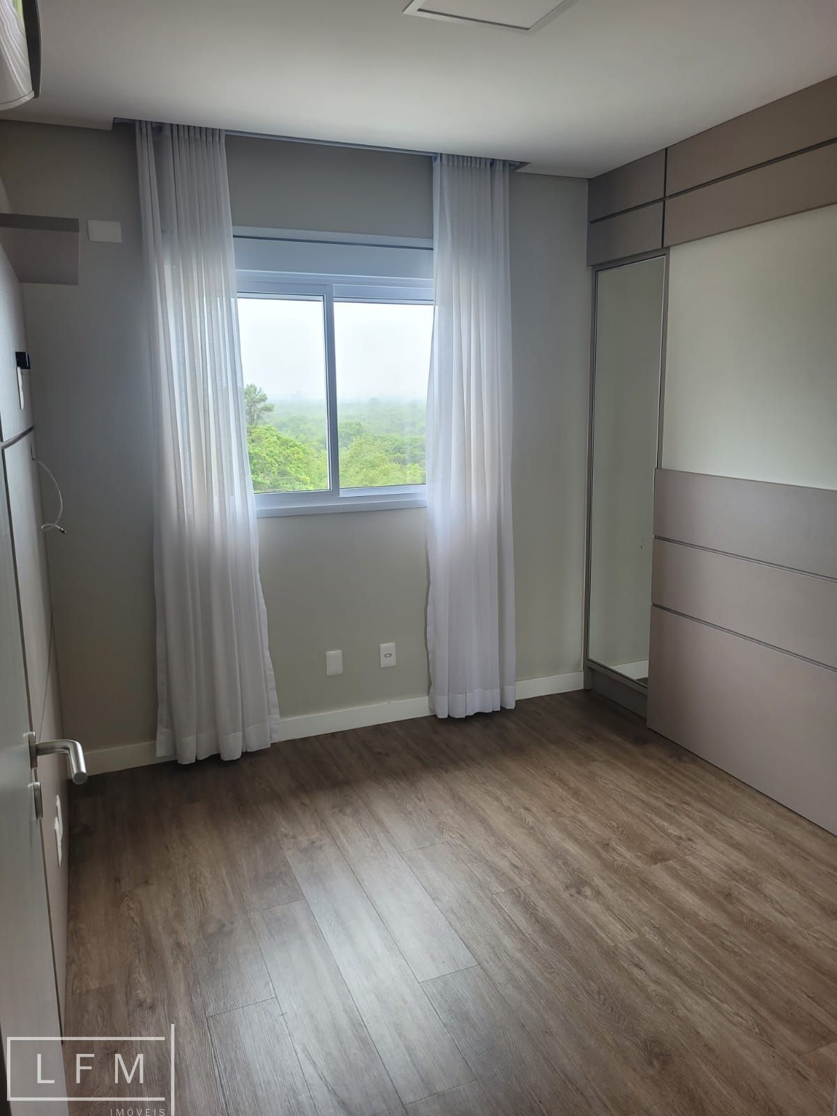 Apartamento à venda com 3 quartos, 115m² - Foto 26