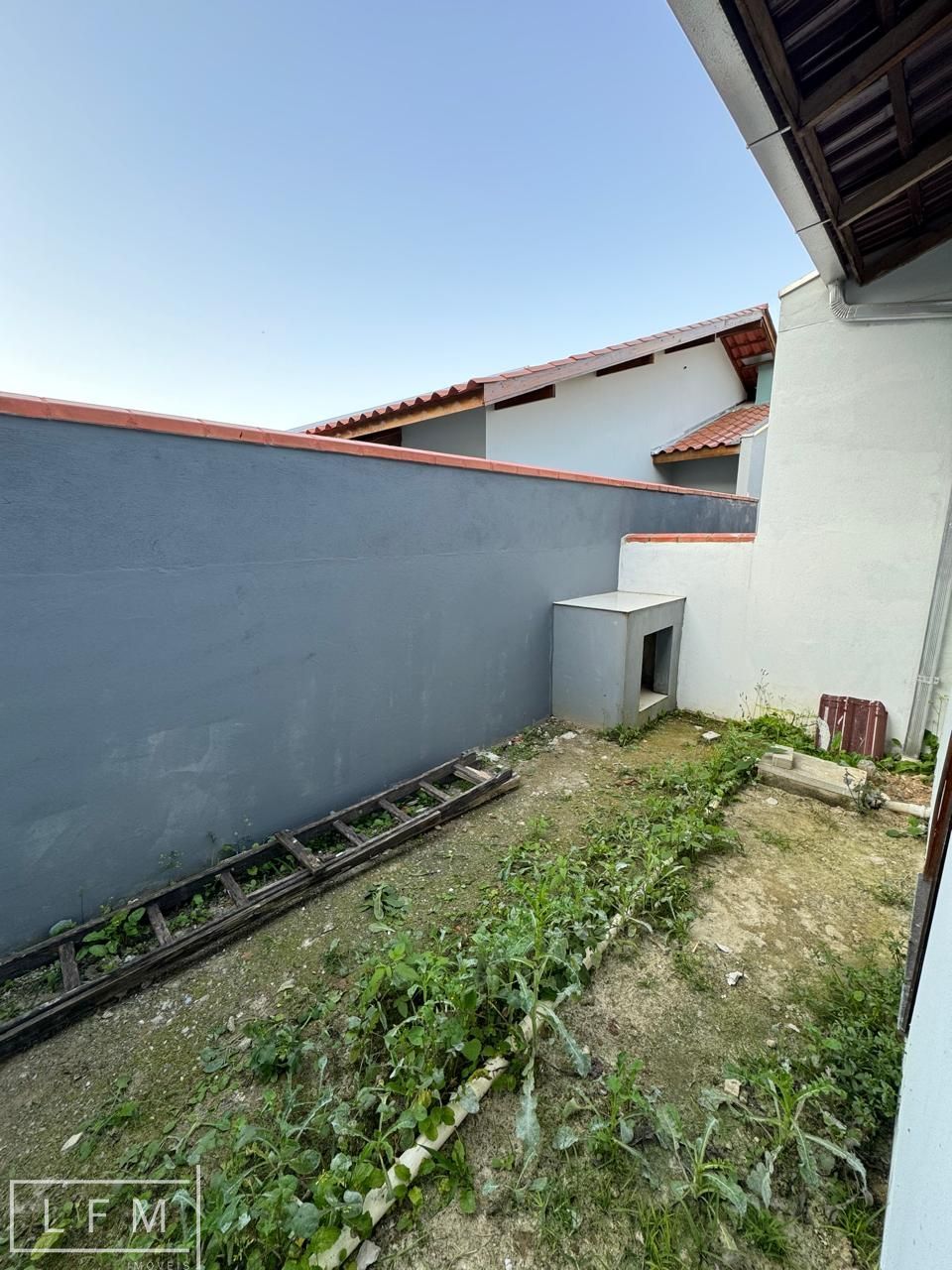 Casa à venda com 2 quartos, 50m² - Foto 16