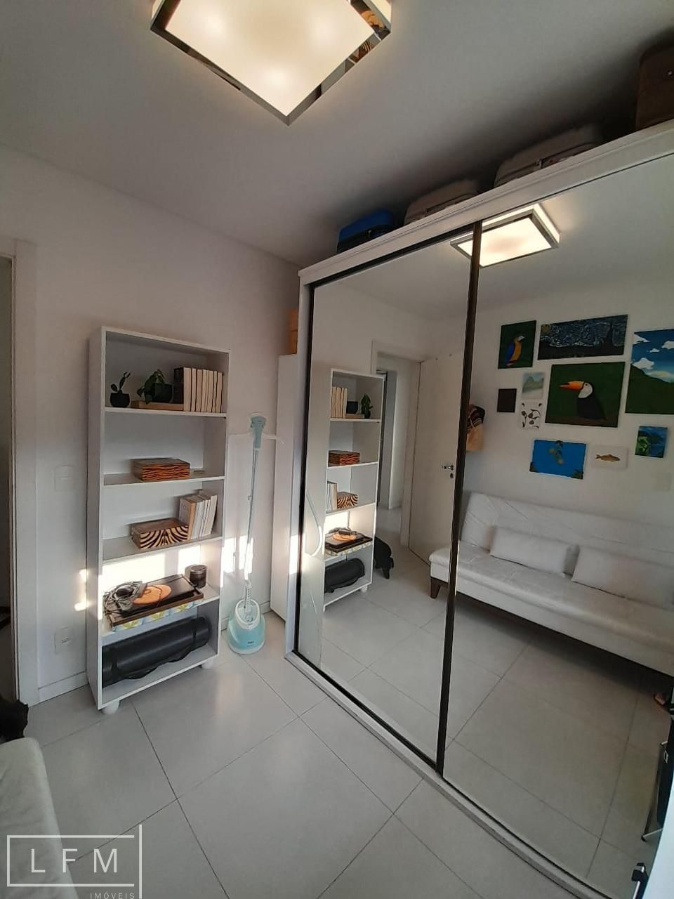 Apartamento à venda com 3 quartos, 86m² - Foto 27