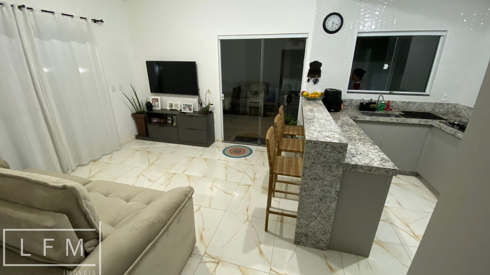 Casa à venda com 5 quartos, 149m² - Foto 16