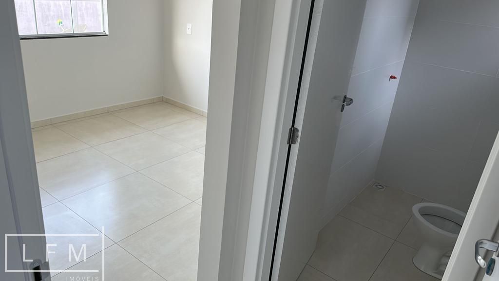 Apartamento à venda com 3 quartos, 75m² - Foto 7