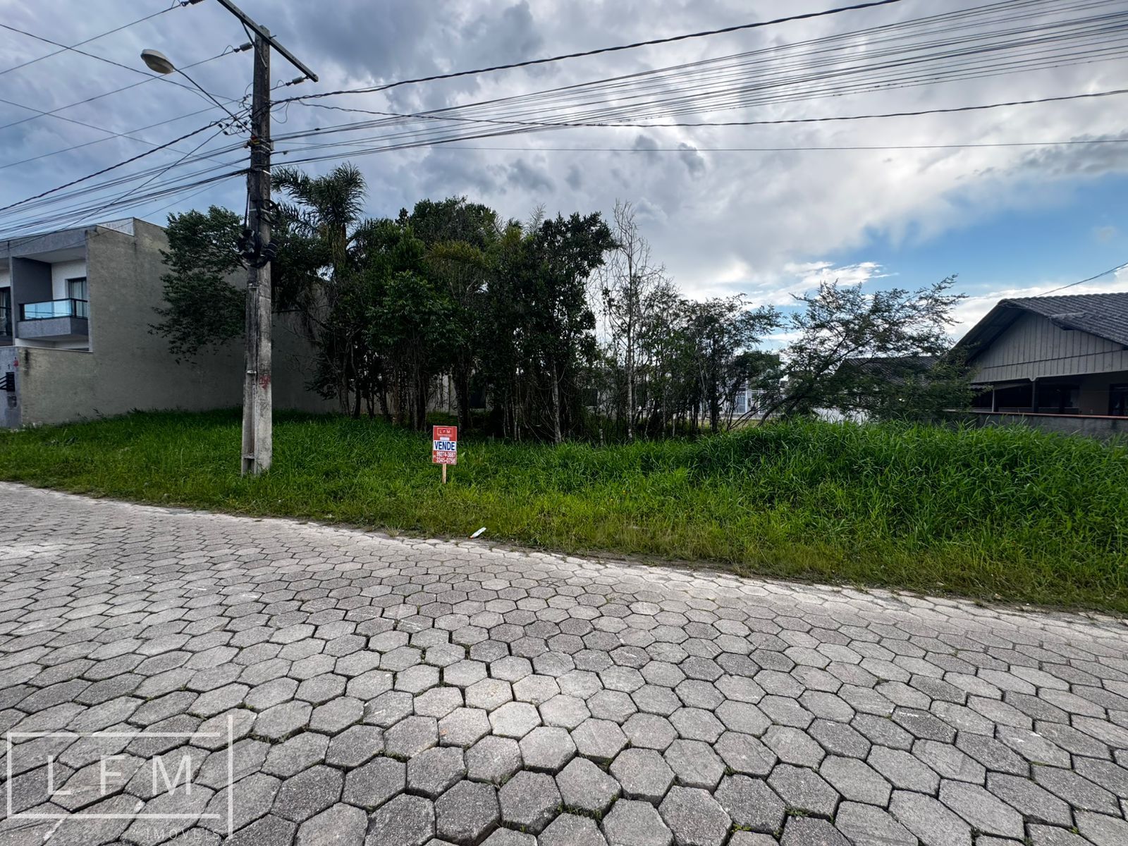 Terreno área para venda em Balneário Piçarras Sc