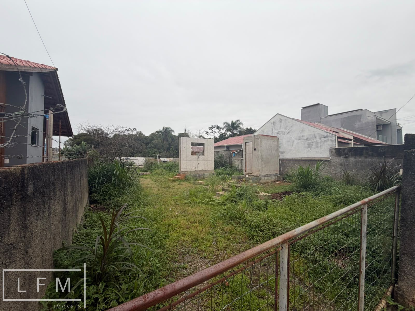 Terreno, 300 m² - Foto 1