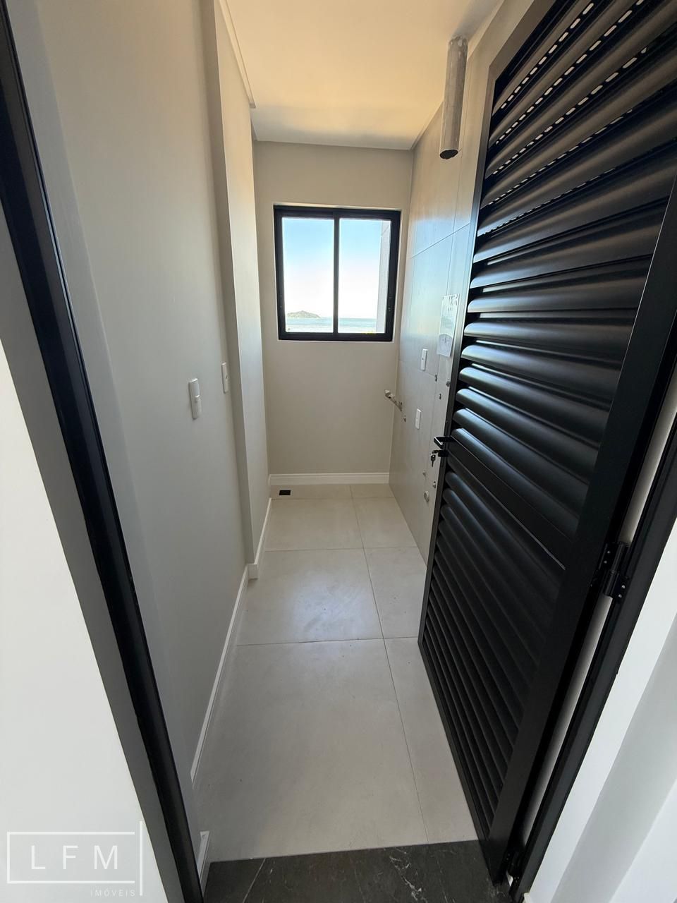 Apartamento novo com vista mar em Balneário Piçarras Sc