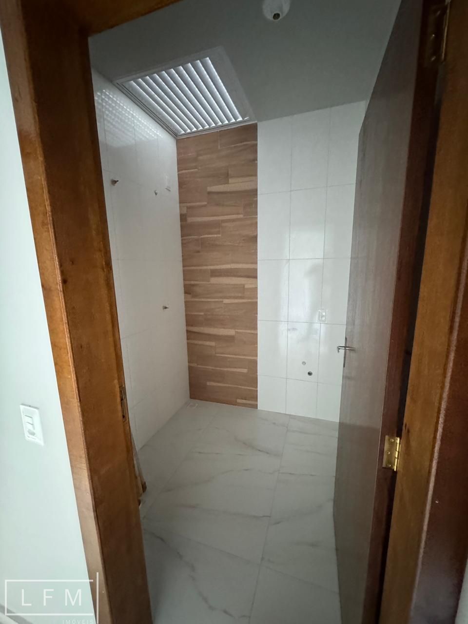 Casa à venda com 2 quartos, 75m² - Foto 19