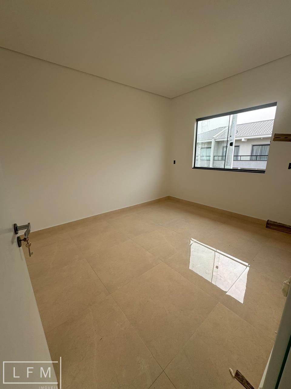 Casa à venda com 3 quartos, 80m² - Foto 13