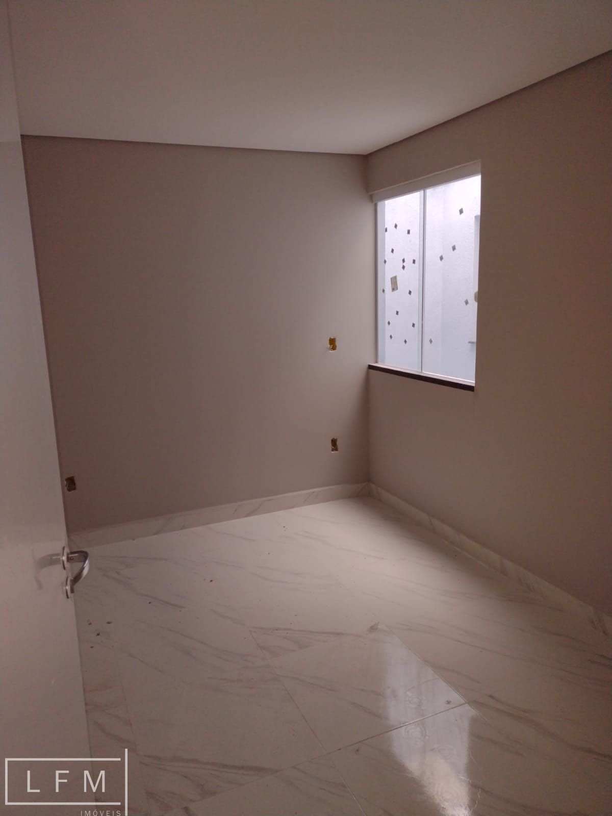 Apartamento à venda com 3 quartos, 84m² - Foto 18