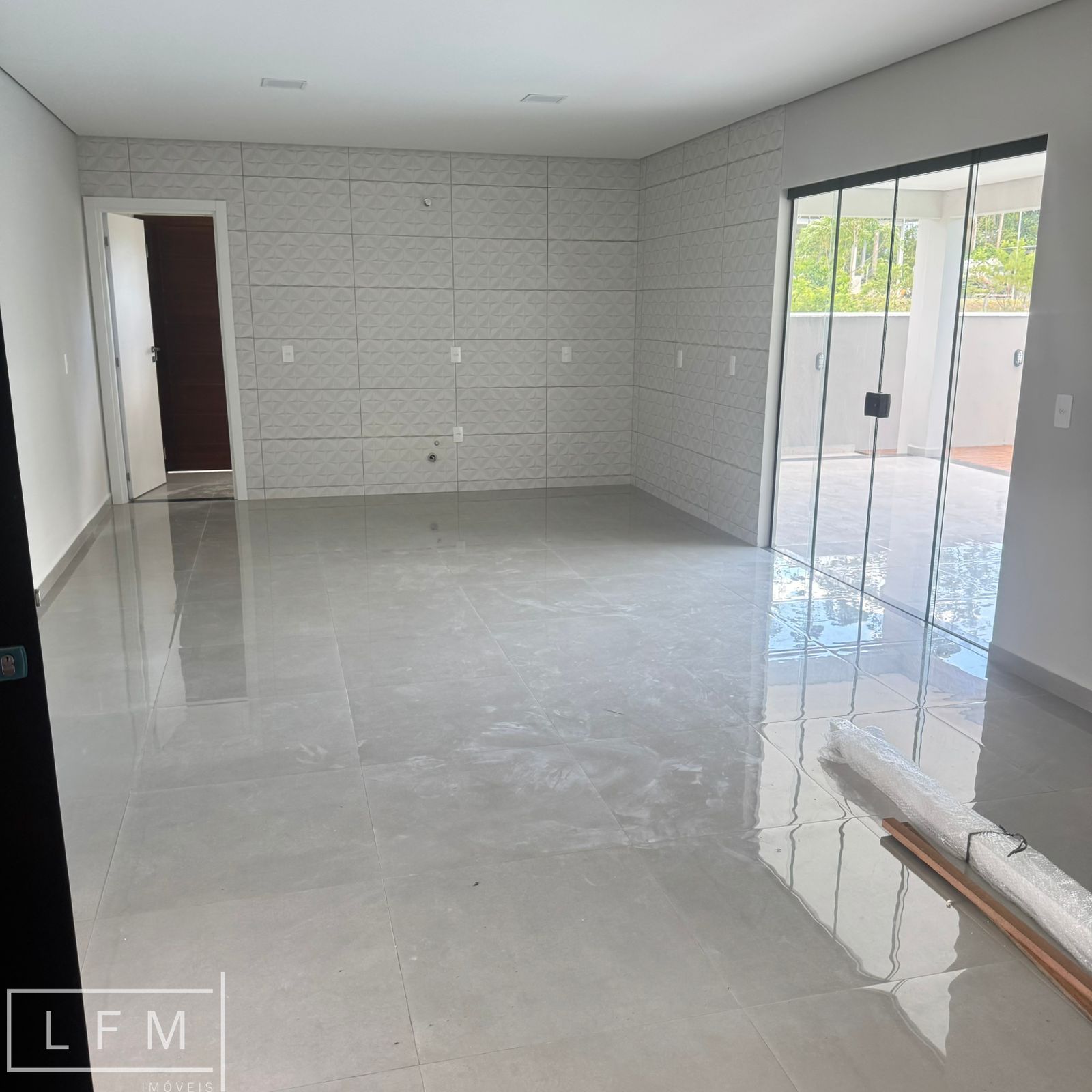 Casa à venda com 3 quartos, 200m² - Foto 25