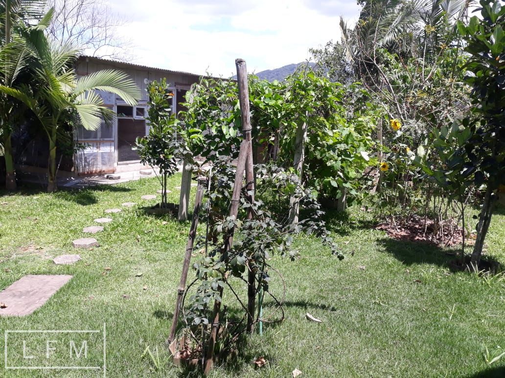 Chácara à venda com 3 quartos, 180m² - Foto 27