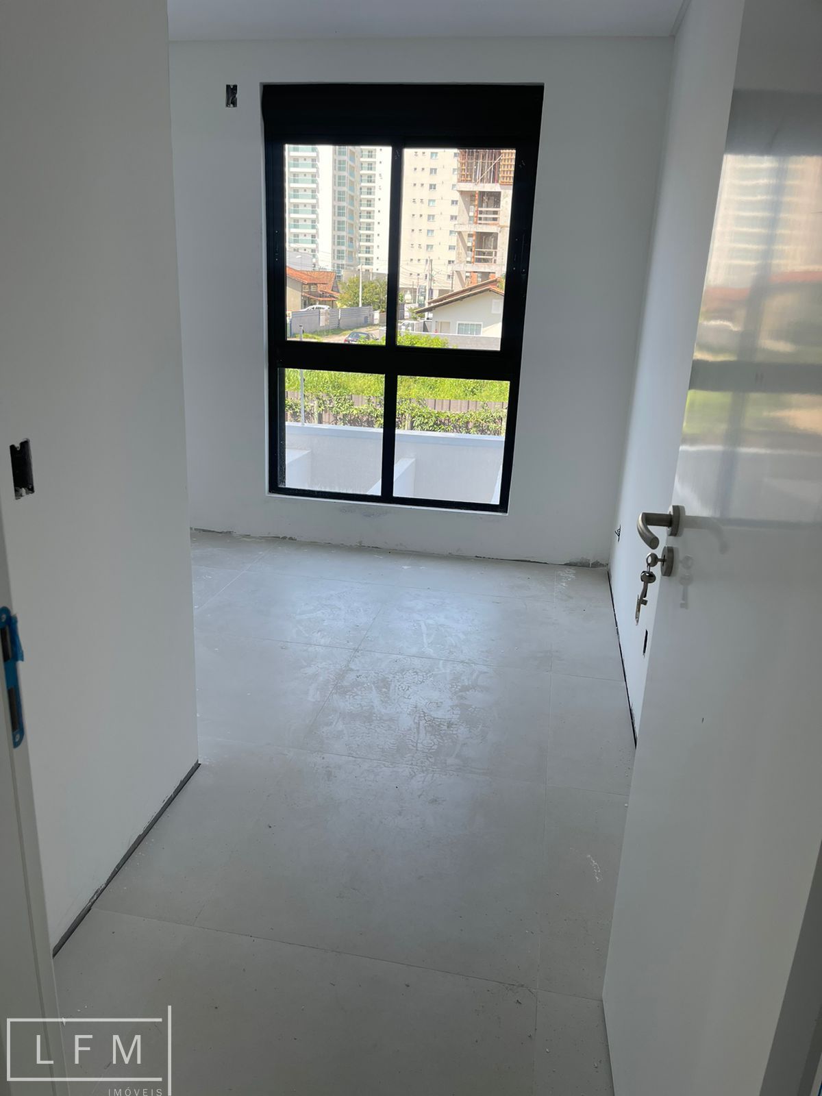 Apartamento à venda com 3 quartos, 110m² - Foto 14