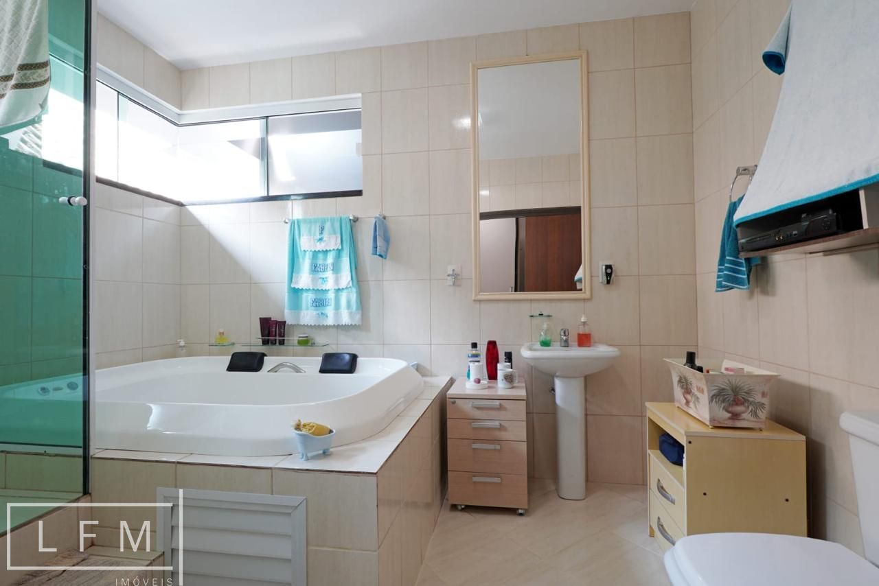 Casa, 4 quartos, 341 m² - Foto 14