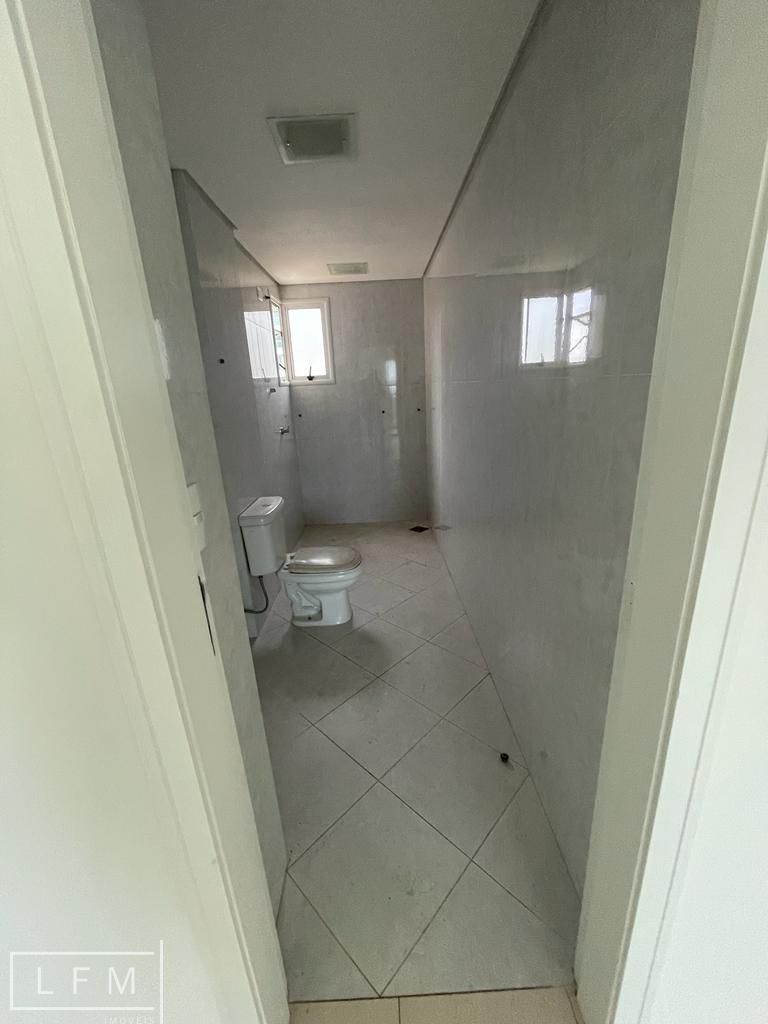 Apartamento à venda com 4 quartos, 188m² - Foto 17