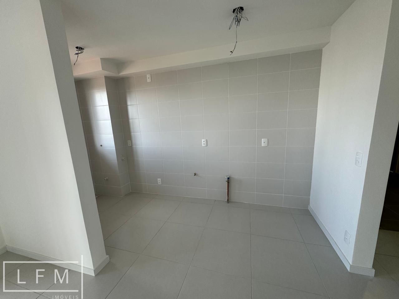 Apartamento à venda com 2 quartos, 63m² - Foto 24