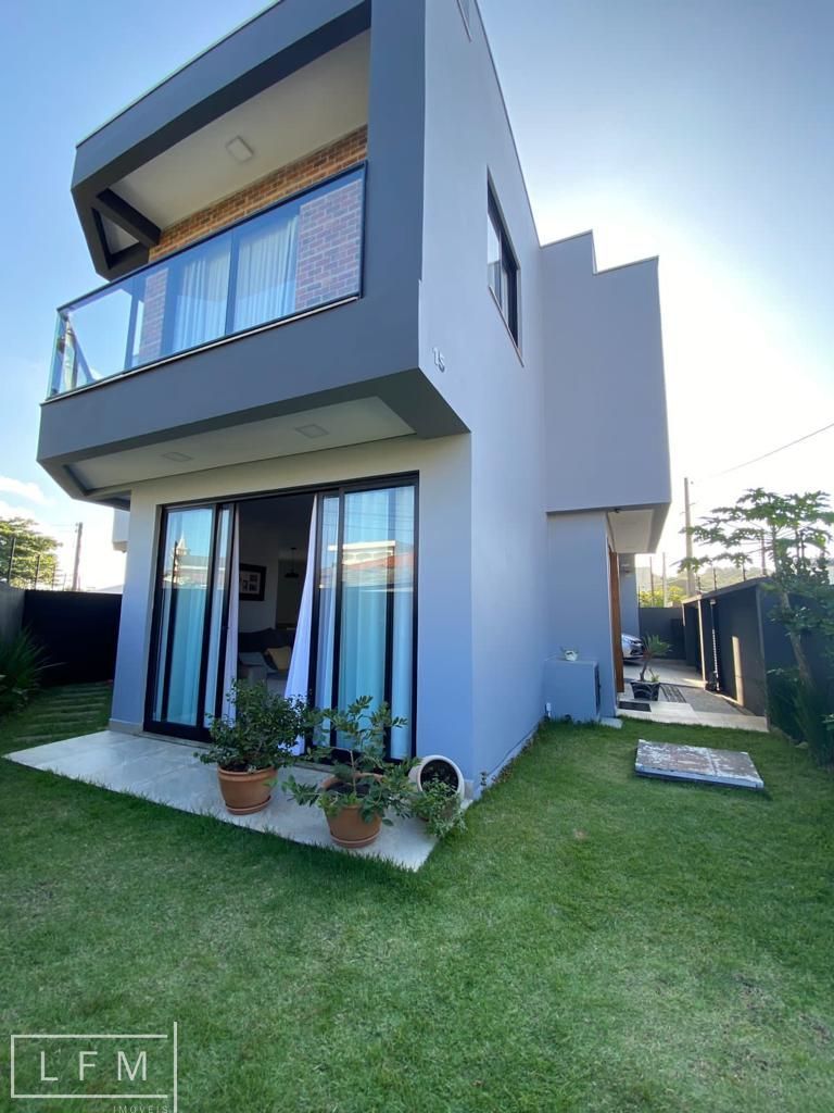 Casa à venda  no Centro - Penha, SC. Imóveis