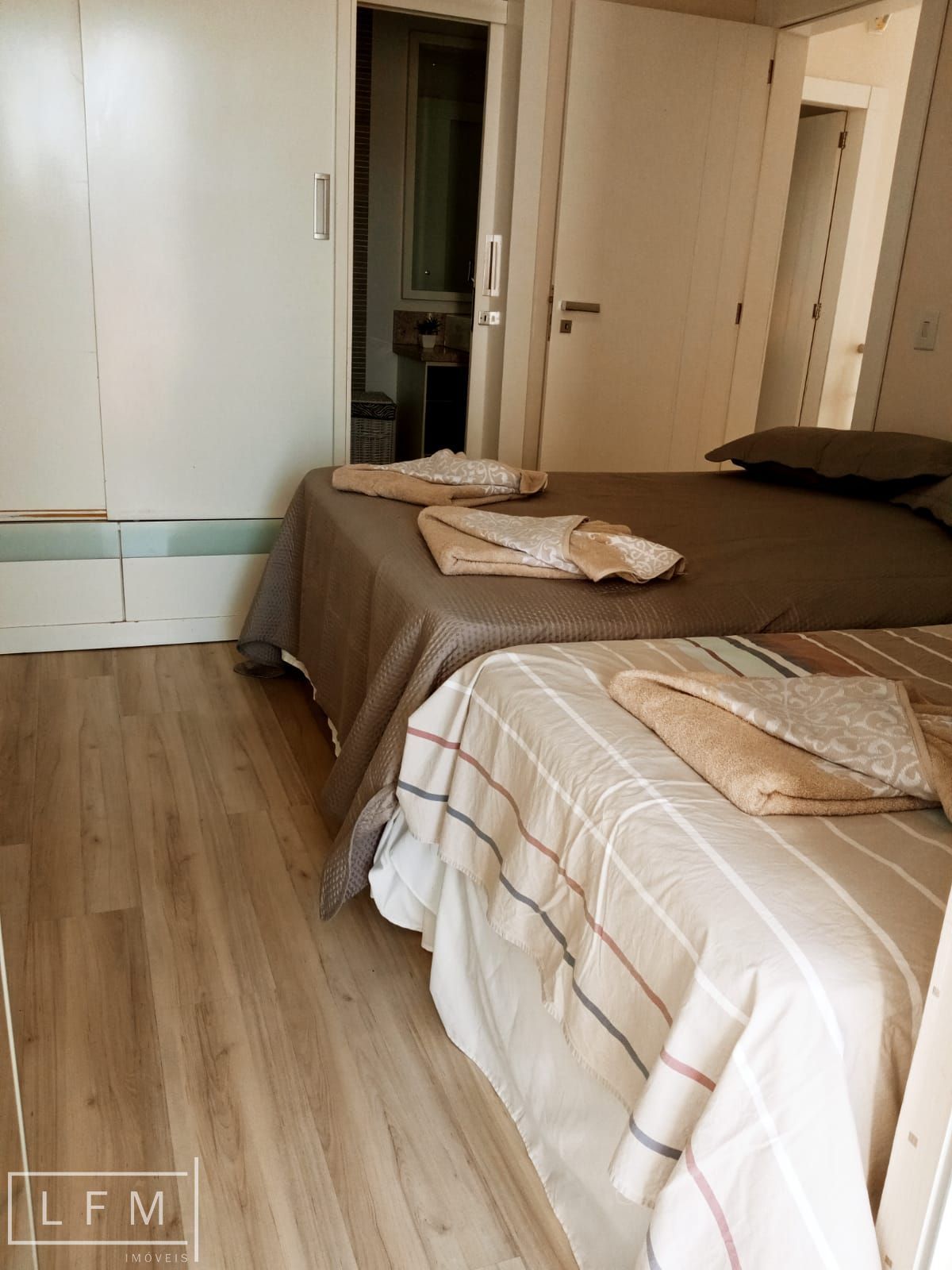 Casa, 4 quartos, 240 m² - Foto 25
