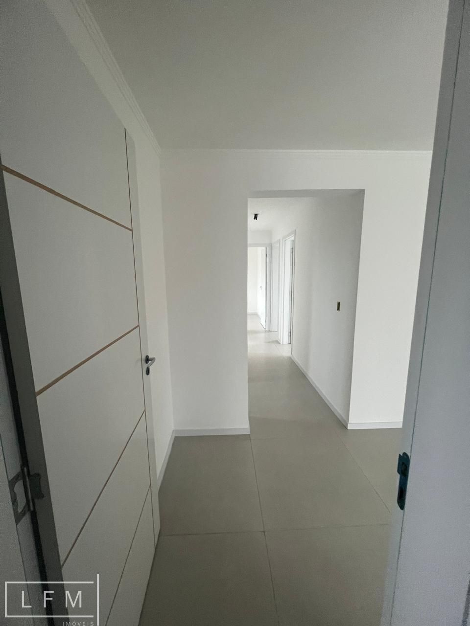 Apartamento à venda com 3 quartos, 97m² - Foto 23