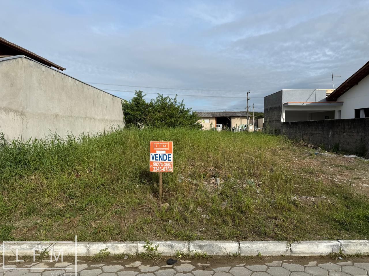 Terreno/Lote à venda  no Itacolomi - Balneário Piçarras, SC. Imóveis
