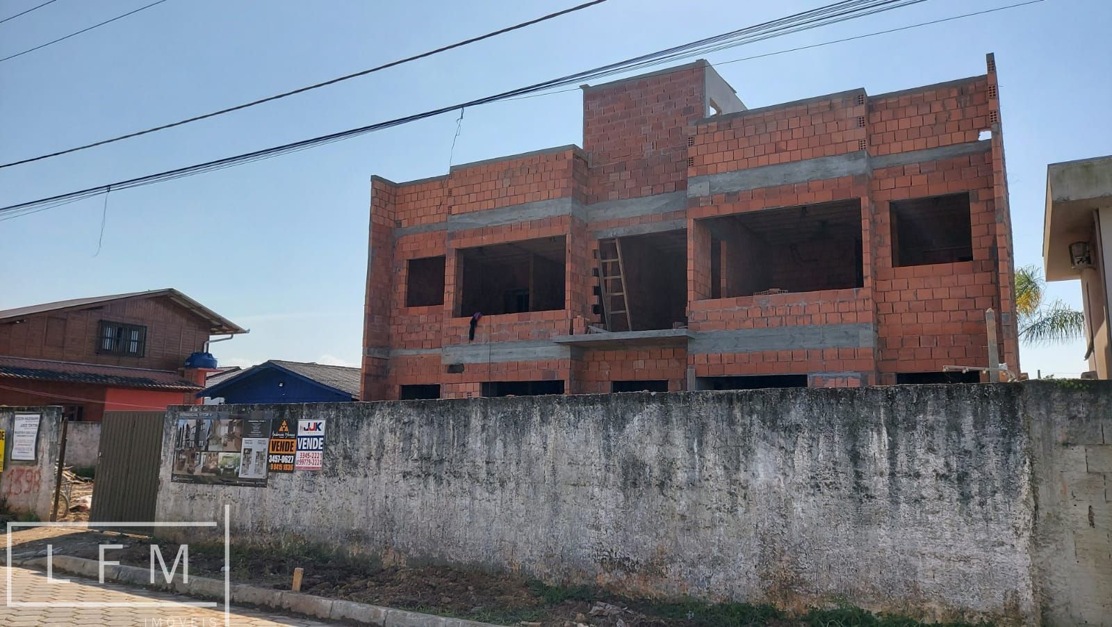 Apartamento à venda  no Itacolomi - Balneário Piçarras, SC. Imóveis