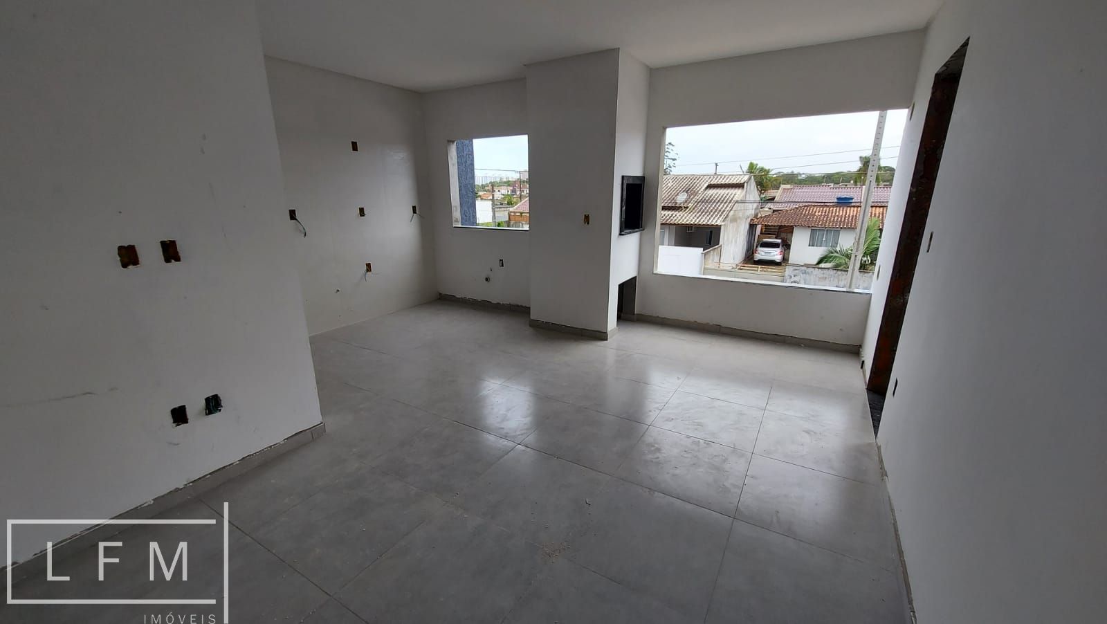 Apartamento com 2 Dormitórios à venda, 69 m² por R$ 369.000,00 Apartamento com 2 Dormitórios à venda, 69 m² por R$ 369.000,00