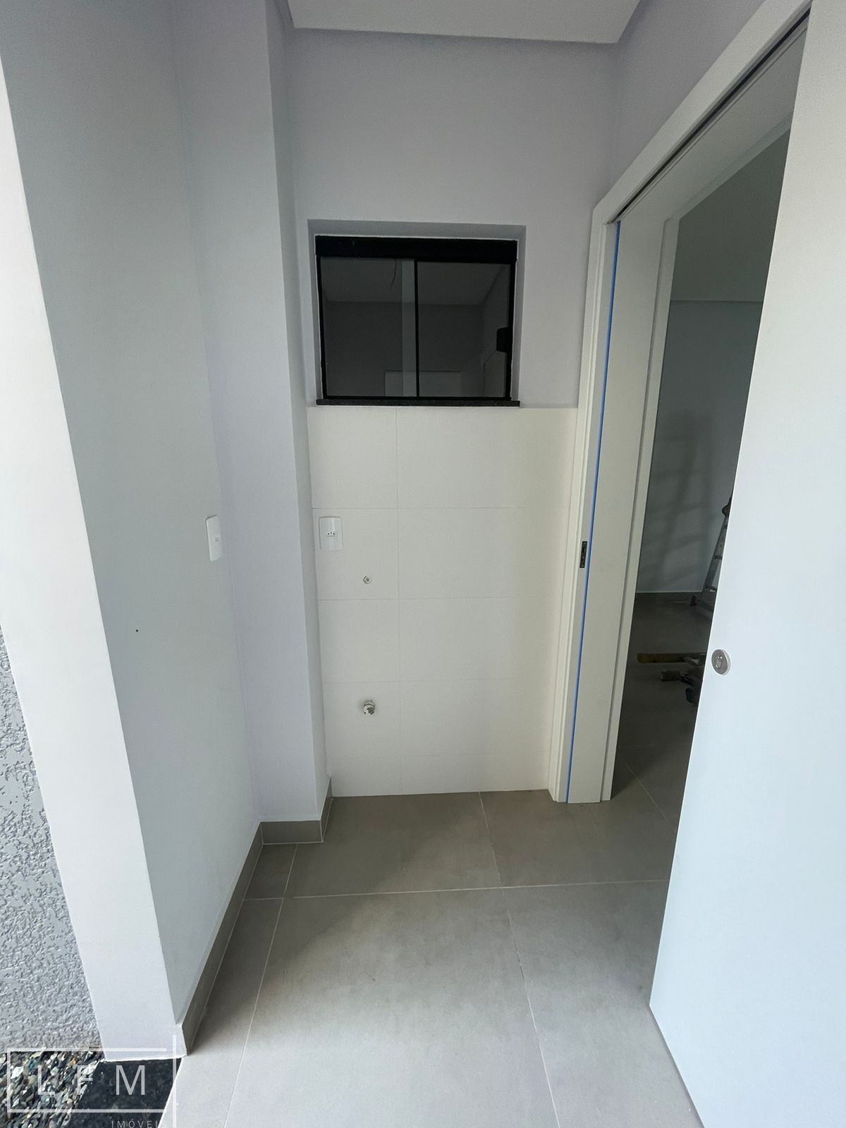 Apartamento à venda com 2 quartos, 75m² - Foto 18