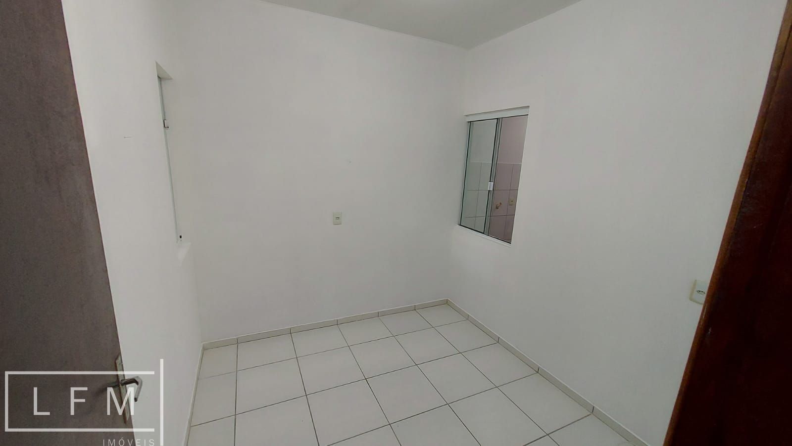 Casa à venda com 2 quartos, 68m² - Foto 16