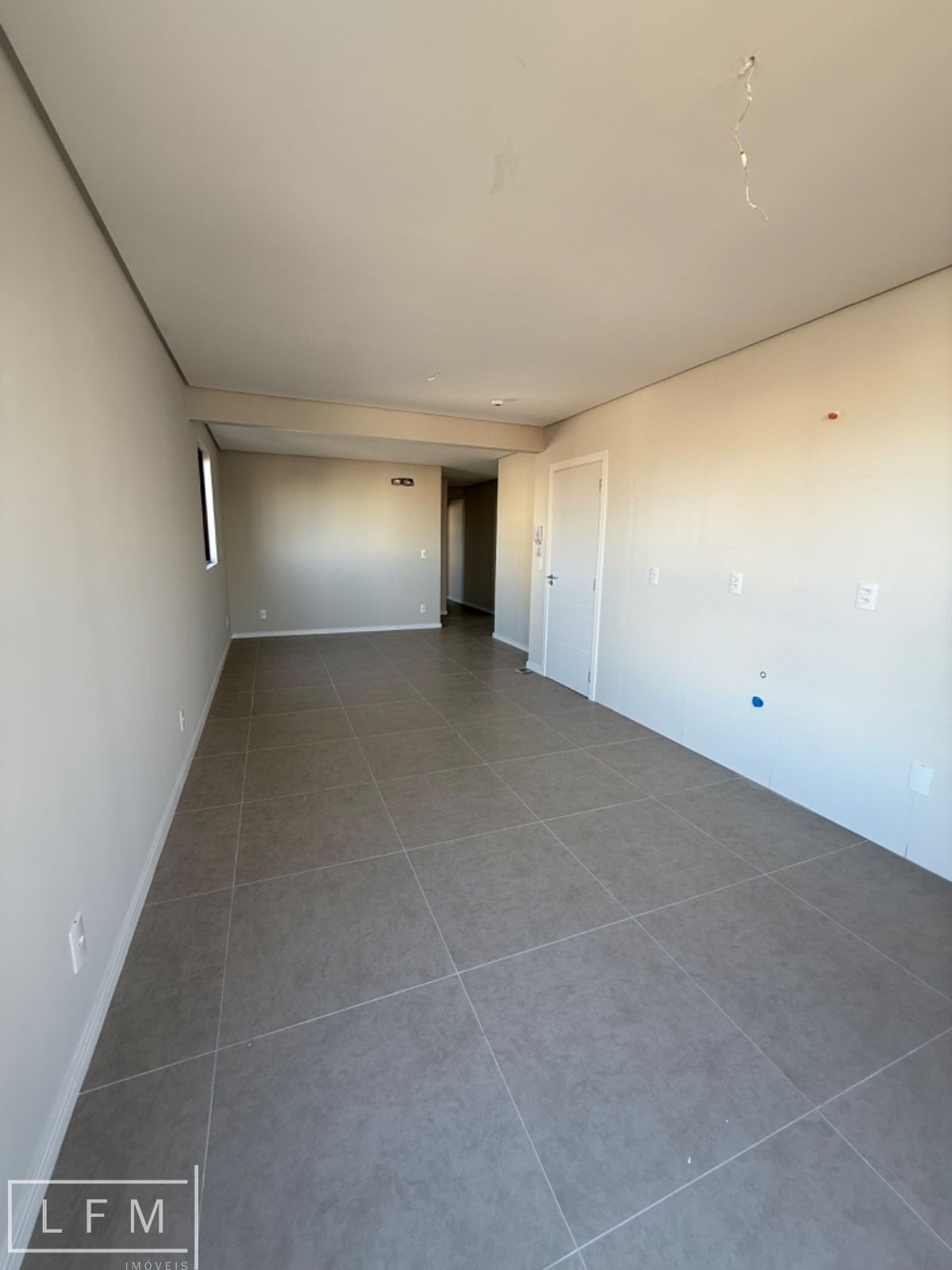 Apartamento com 2 Dormitórios à venda, 87 m² por R$ 650.000,00 Apartamento com 2 Dormitórios à venda, 87 m² por R$ 650.000,00