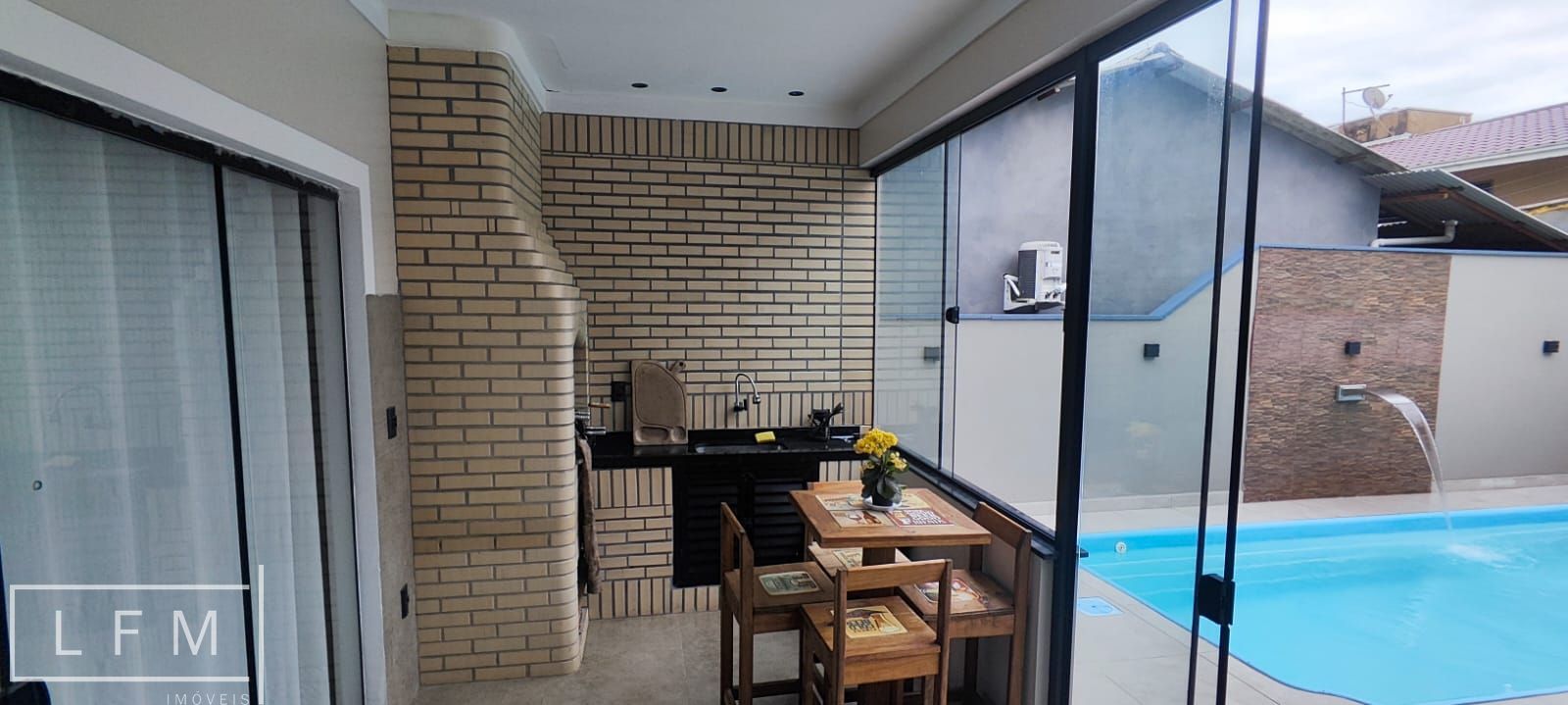 Casa à venda com 3 quartos, 250m² - Foto 30
