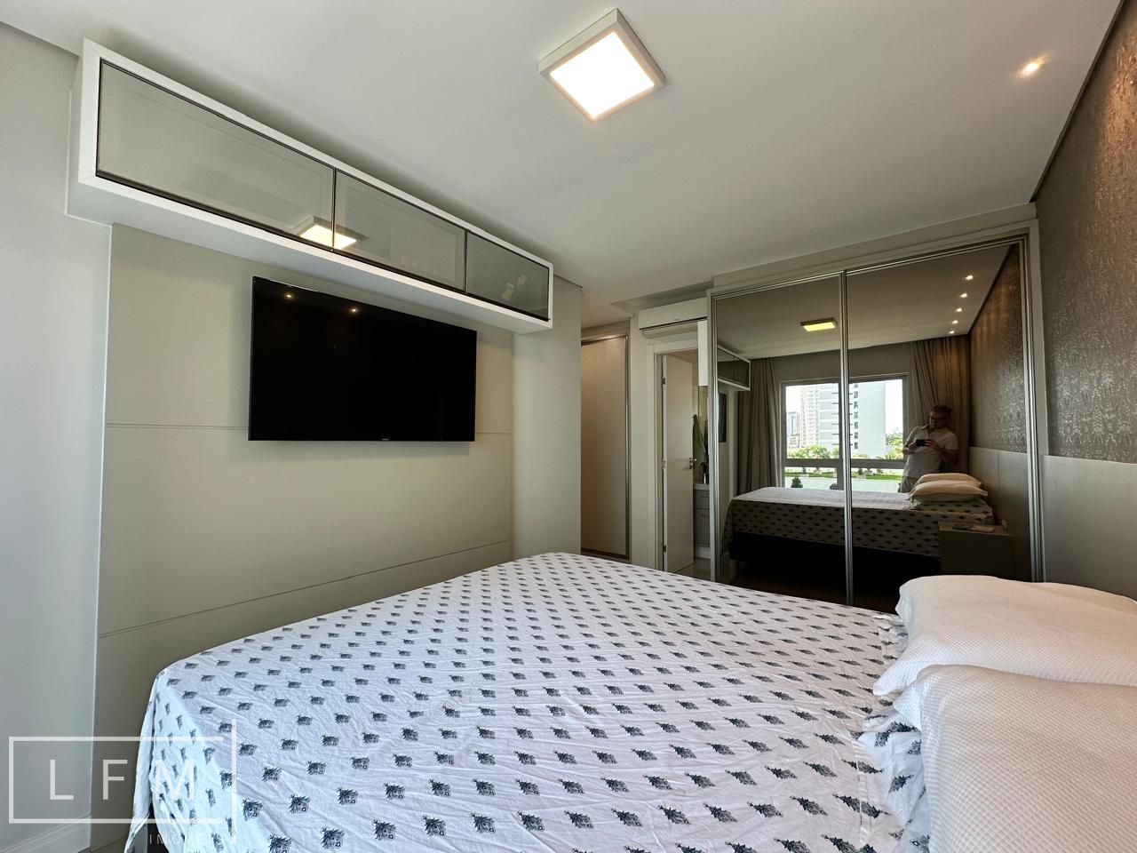 Apartamento mobiliado em home club