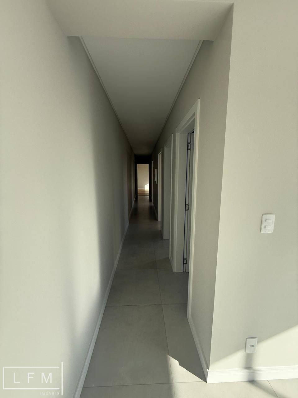 Apartamento pronto para morar no centro de Balneário Piçarras Sc