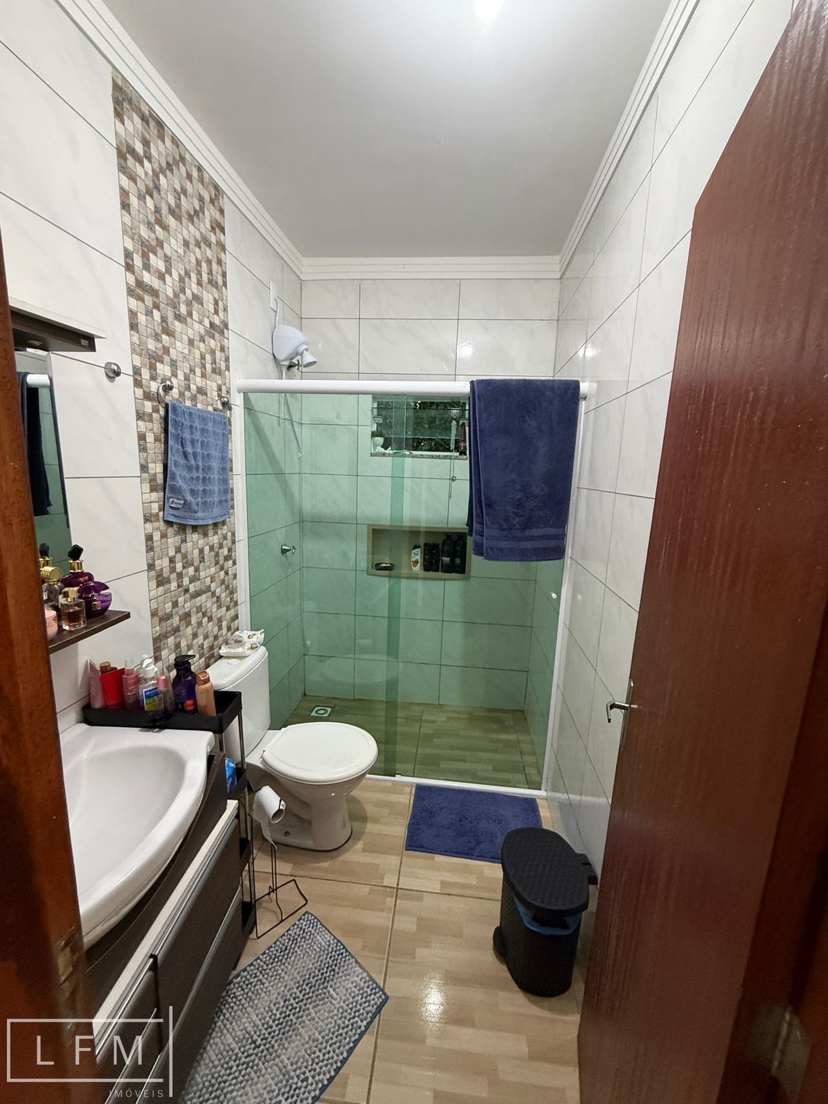 Casa no interior de barra velha