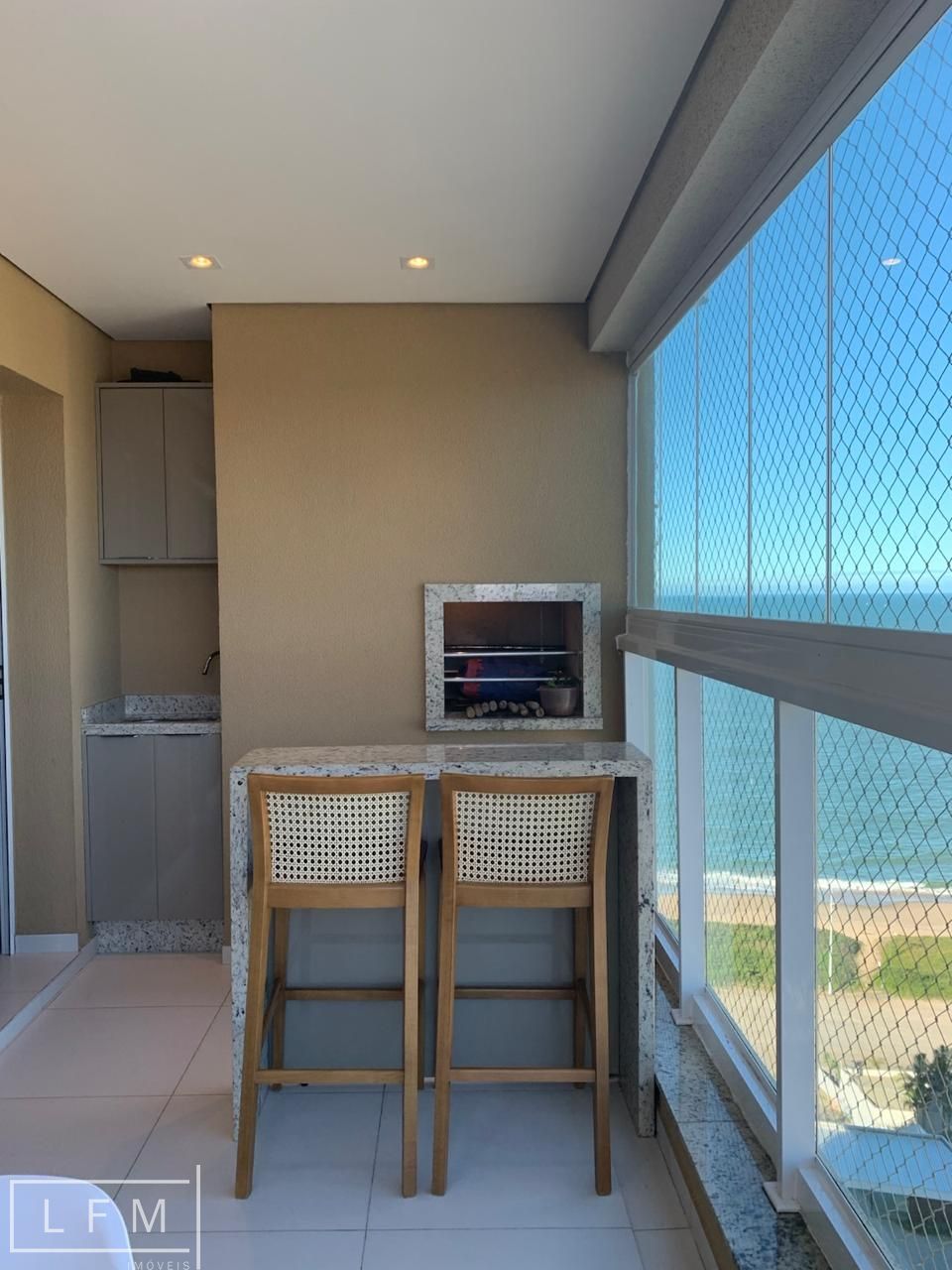 Apartamento à venda com 3 quartos, 137m² - Foto 9