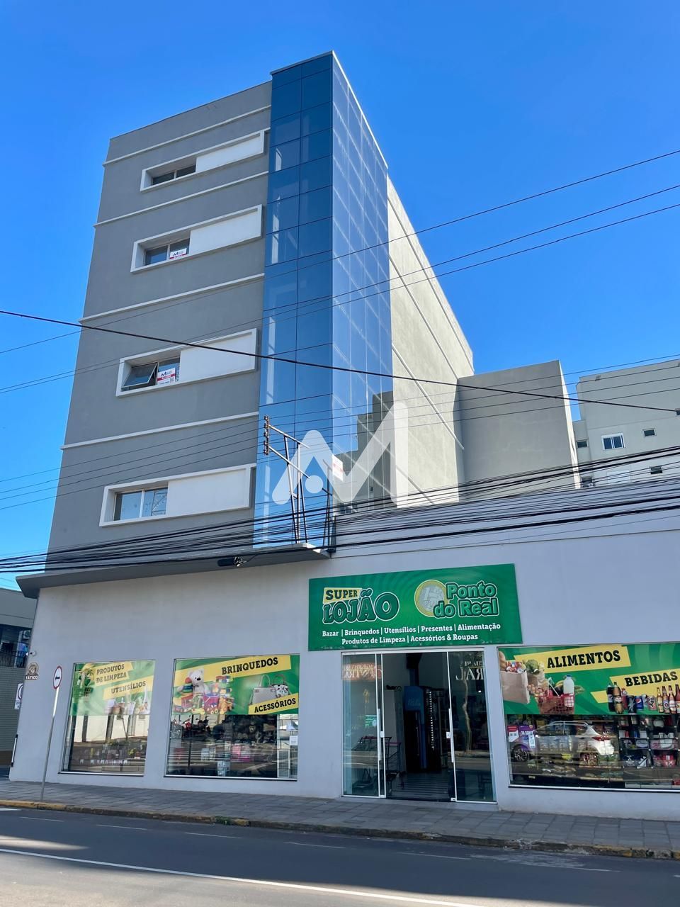 Sala Comercial com 307m² no bairro Centro em Lajeado para Alugar