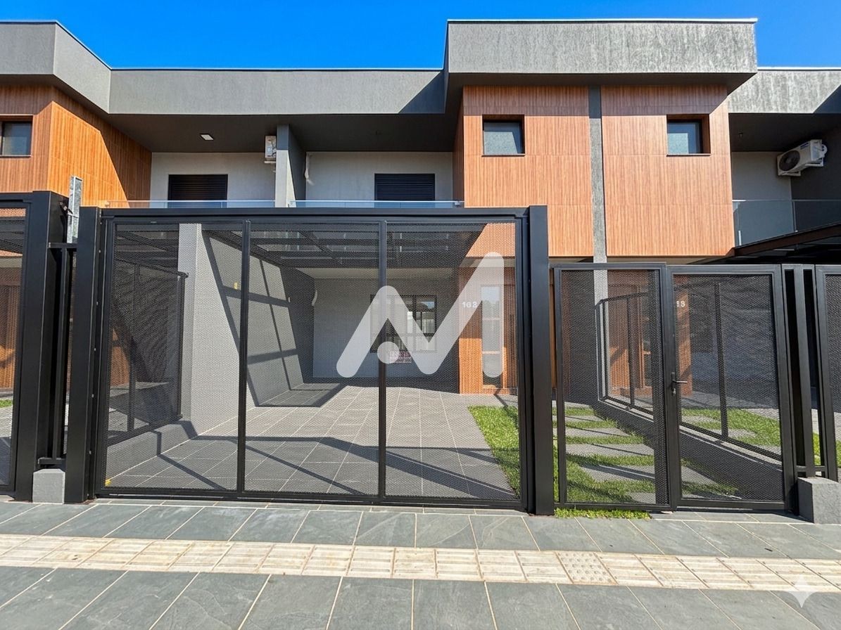 Sobrado com 119m² e 2 dormitórios no bairro Moinhos D'água em Lajeado para Comprar