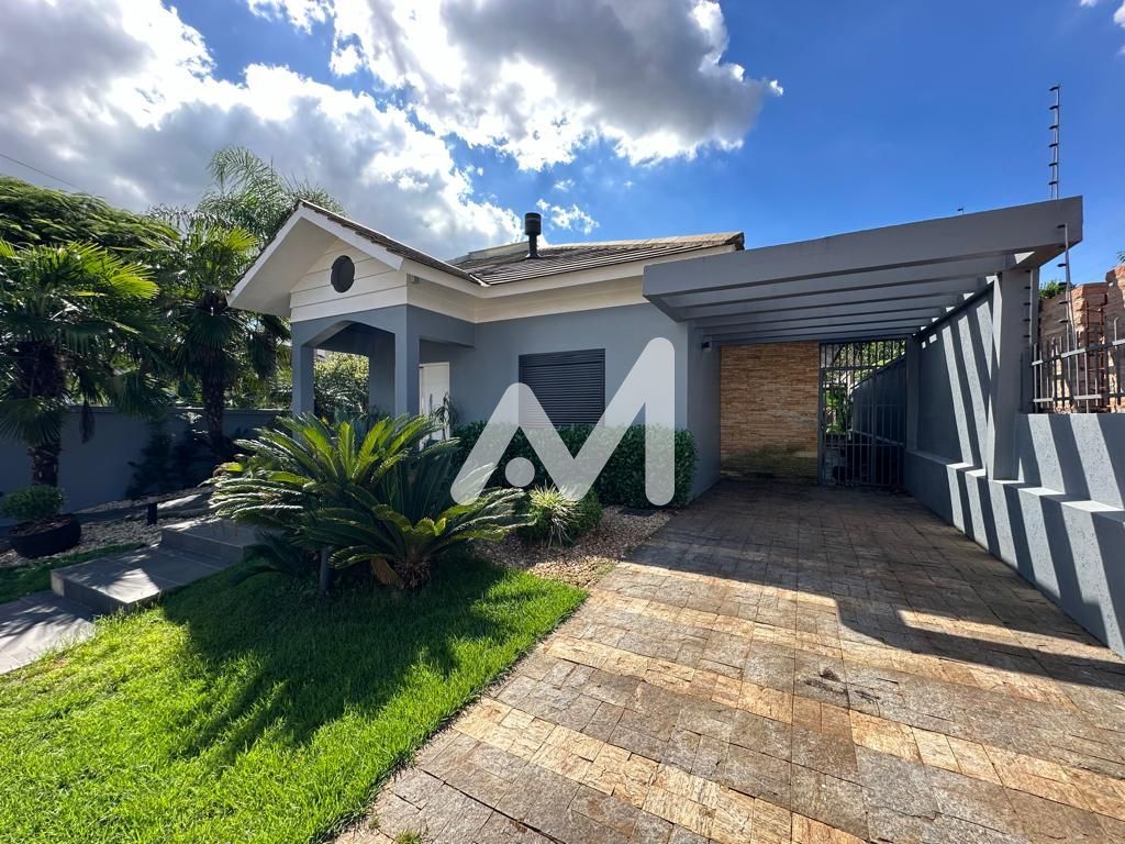 Casa com 220m² e 3 dormitórios no bairro Montanha em Lajeado para Comprar