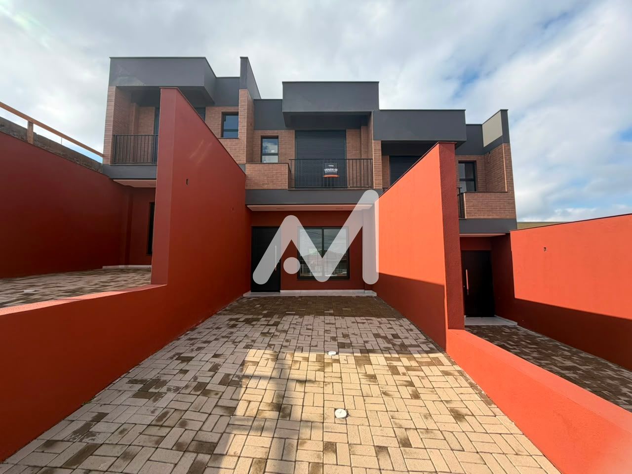 Sobrado com 114m² e 2 dormitórios no bairro Conventos em Lajeado para Comprar