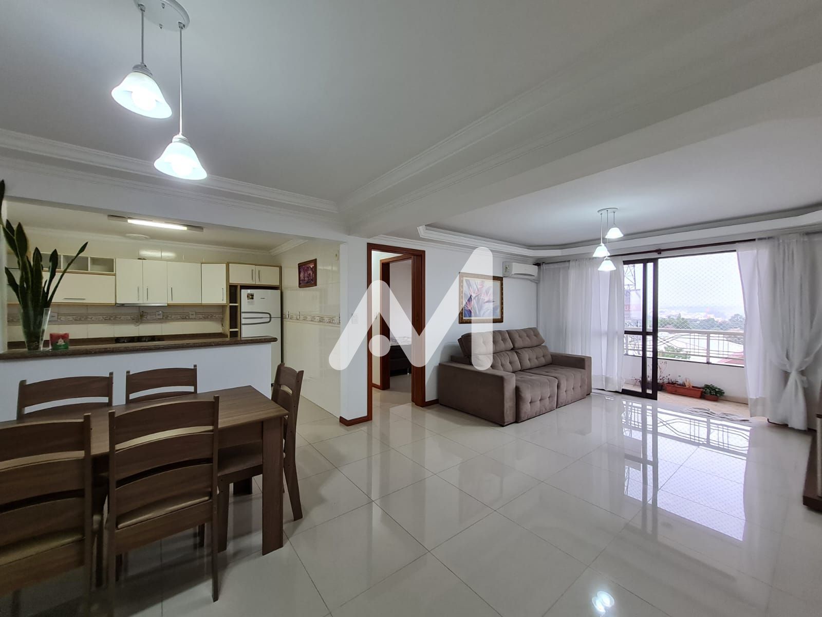 Apartamento com 107m² e 3 dormitórios no bairro Centro em Lajeado para Comprar