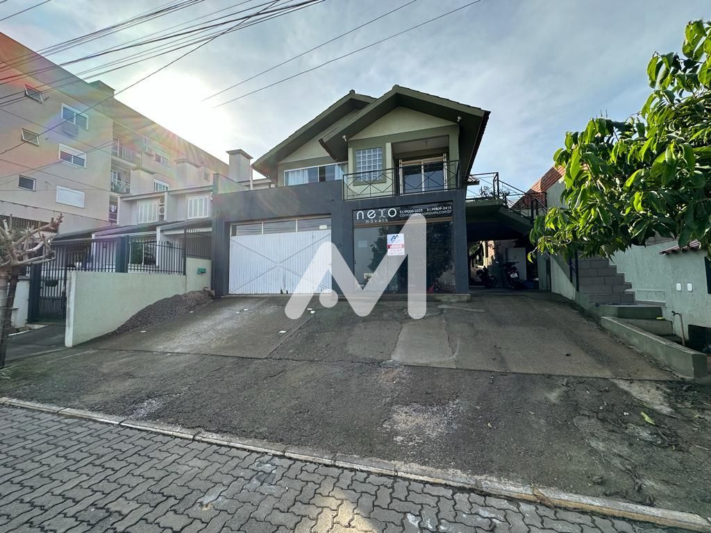 Casa com 324m² e 4 dormitórios no bairro Montanha em Lajeado para Comprar