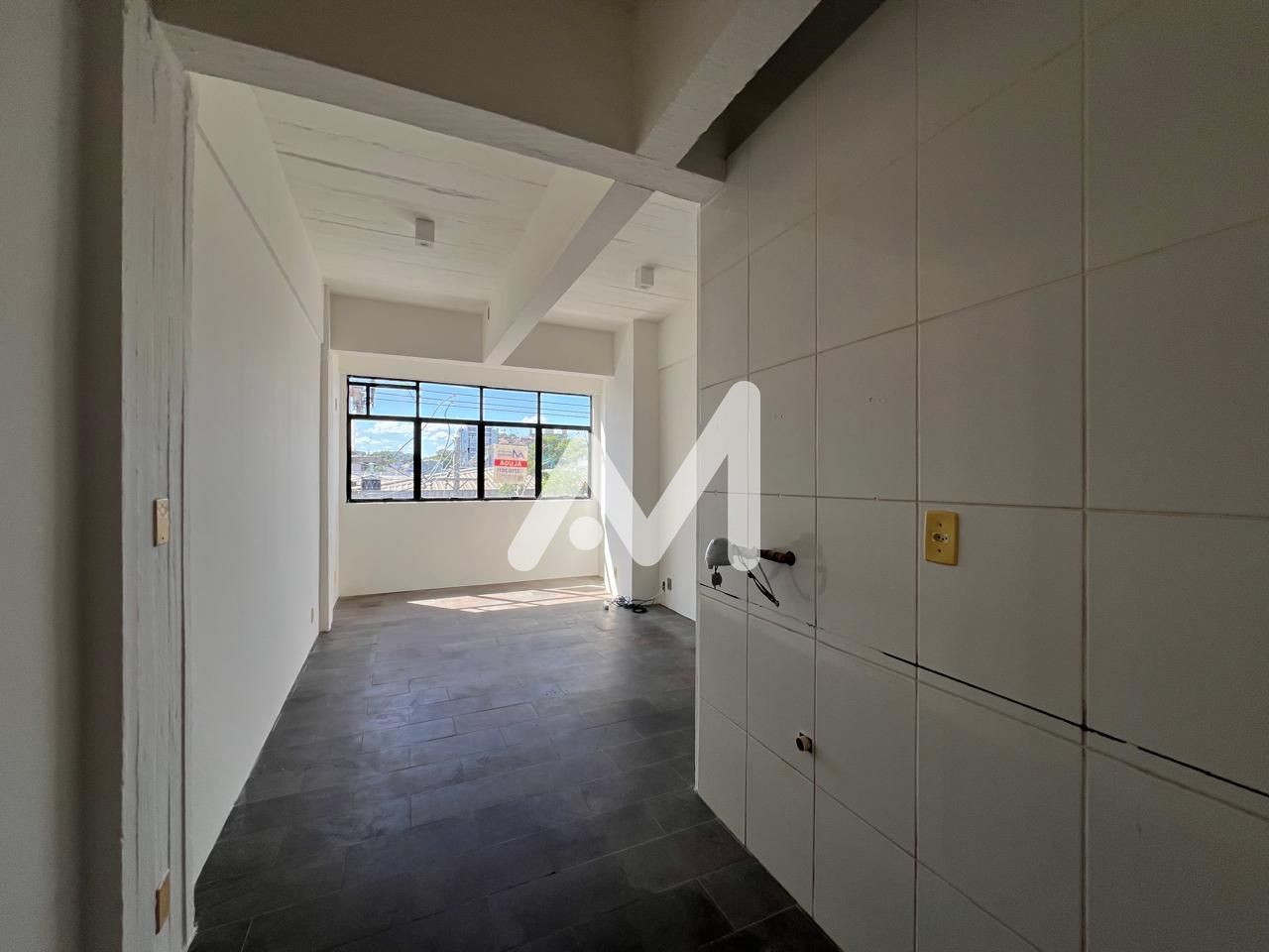 Kitnet com 30m² no bairro Centro em Lajeado para Alugar