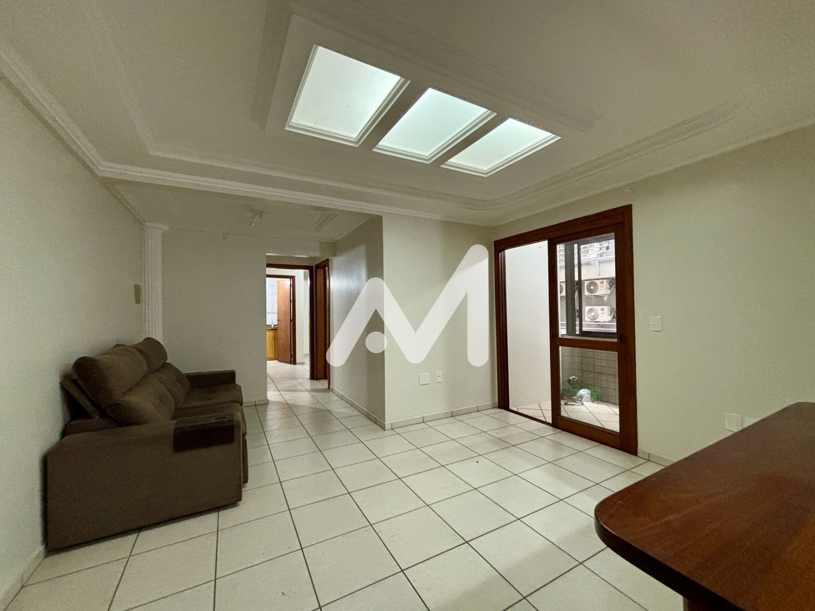 Apartamento com 62m² e 2 dormitórios no bairro Centro em Lajeado para Alugar