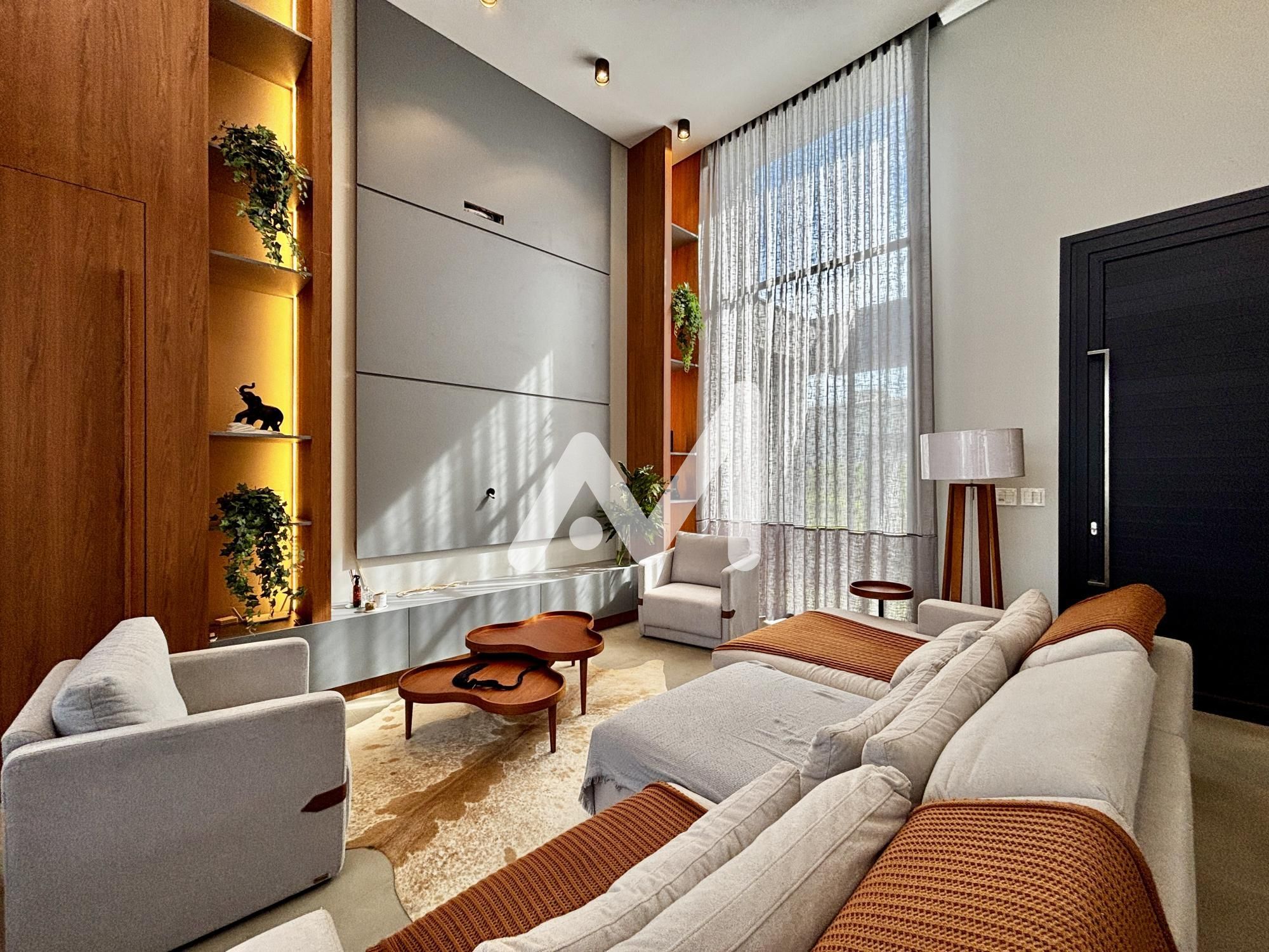 Casa com 300m² e 4 dormitórios no bairro Carneiros em Lajeado para Comprar