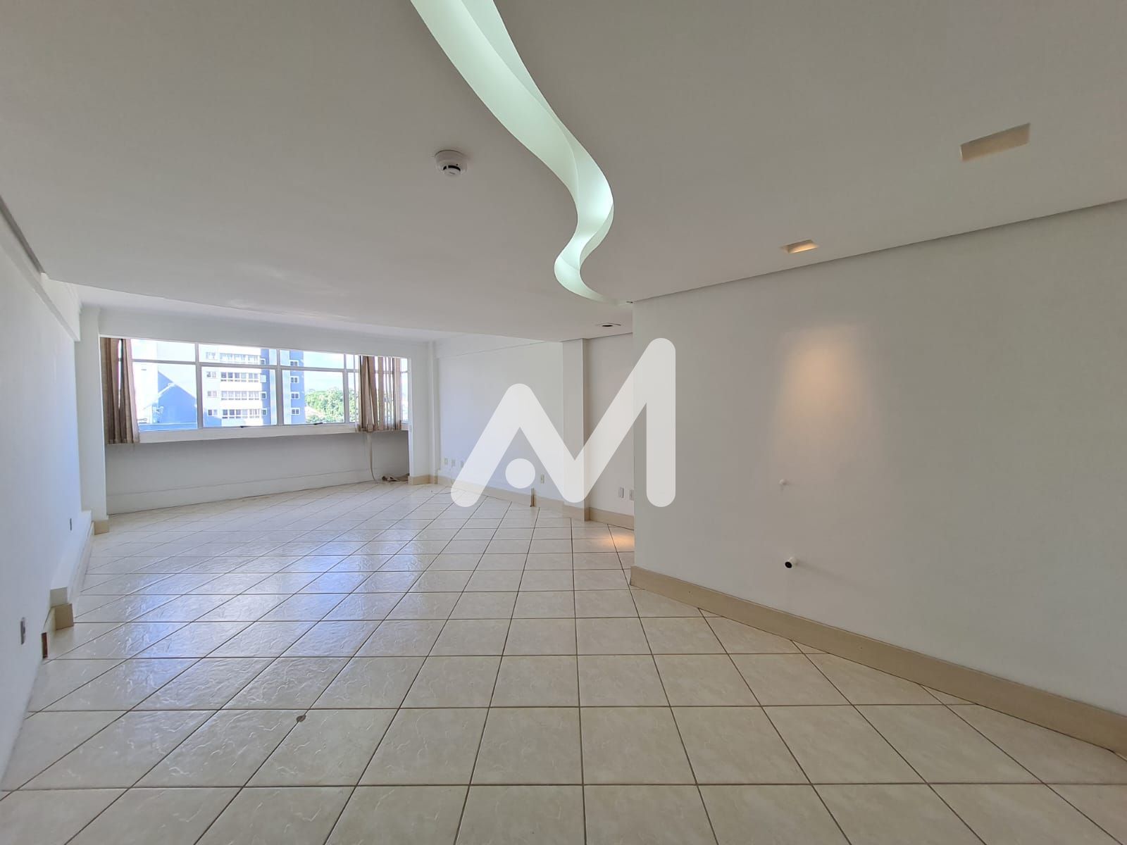 Sala Comercial com 51m² no bairro Centro em Lajeado para Alugar