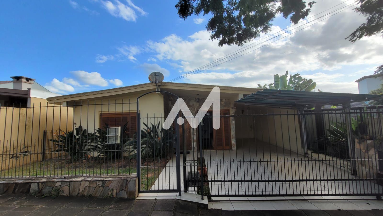 Casa com 180m² e 3 dormitórios no bairro Alto do Parque em Lajeado para Comprar