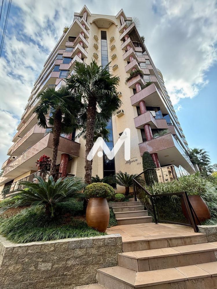 Apartamento com 200m² e 3 dormitórios no bairro Américano em Lajeado para Alugar